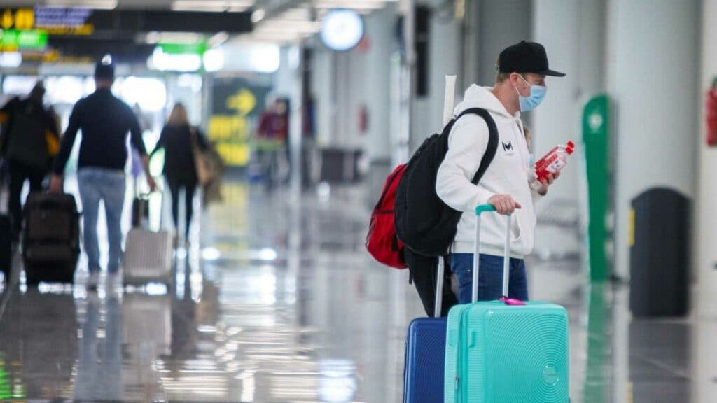 Turismo internacional: mejoran los números de uno de los sectores más golpeados