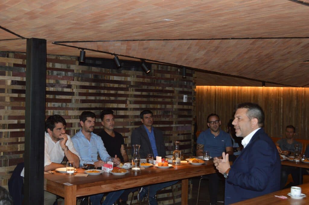 Utrera: “hoy hay menos probabilidades de que no haya un acuerdo con el FMI”