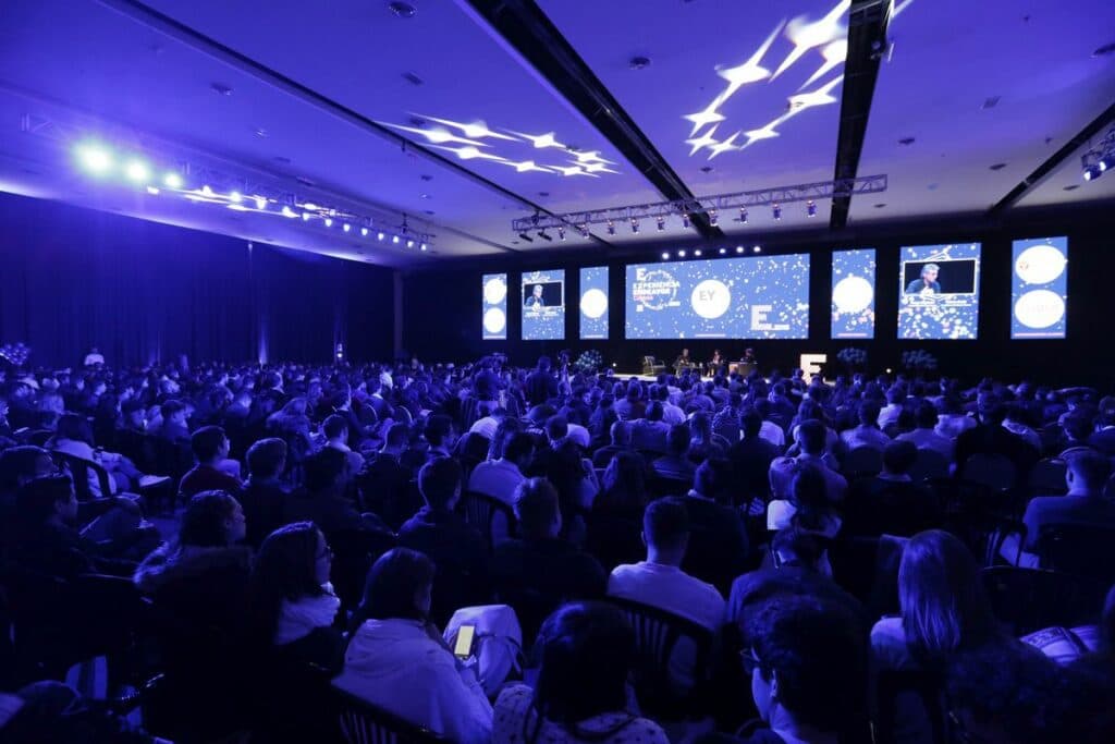 Experiencia Endeavor: charlas, speakers y horarios para el jueves 6