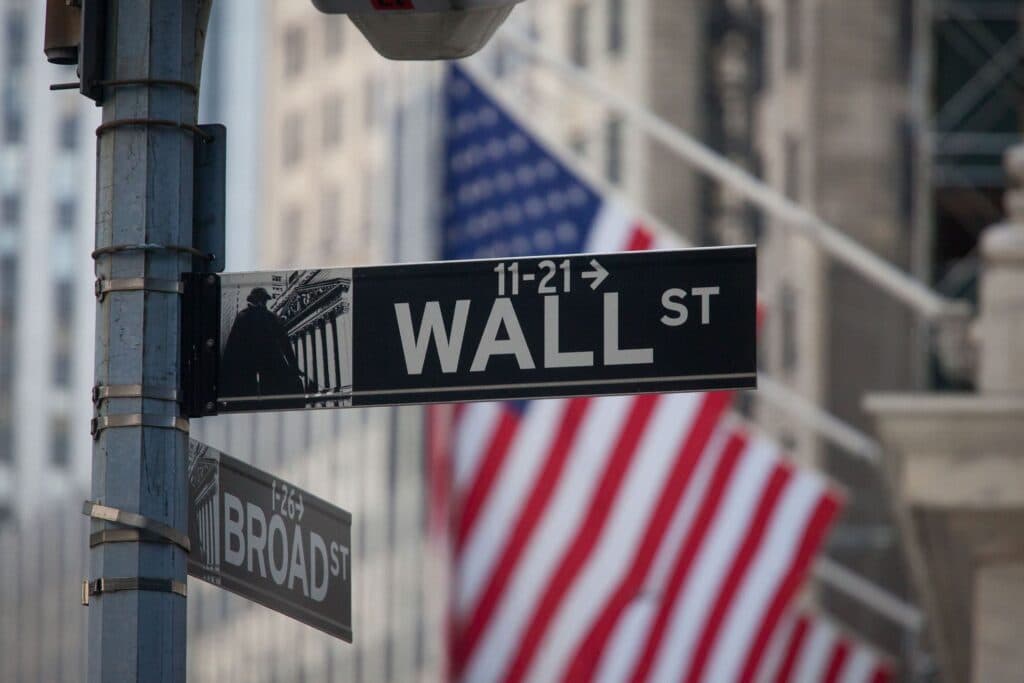 Por qué se derrumbaron las acciones de las tecnológicas en Wall Street