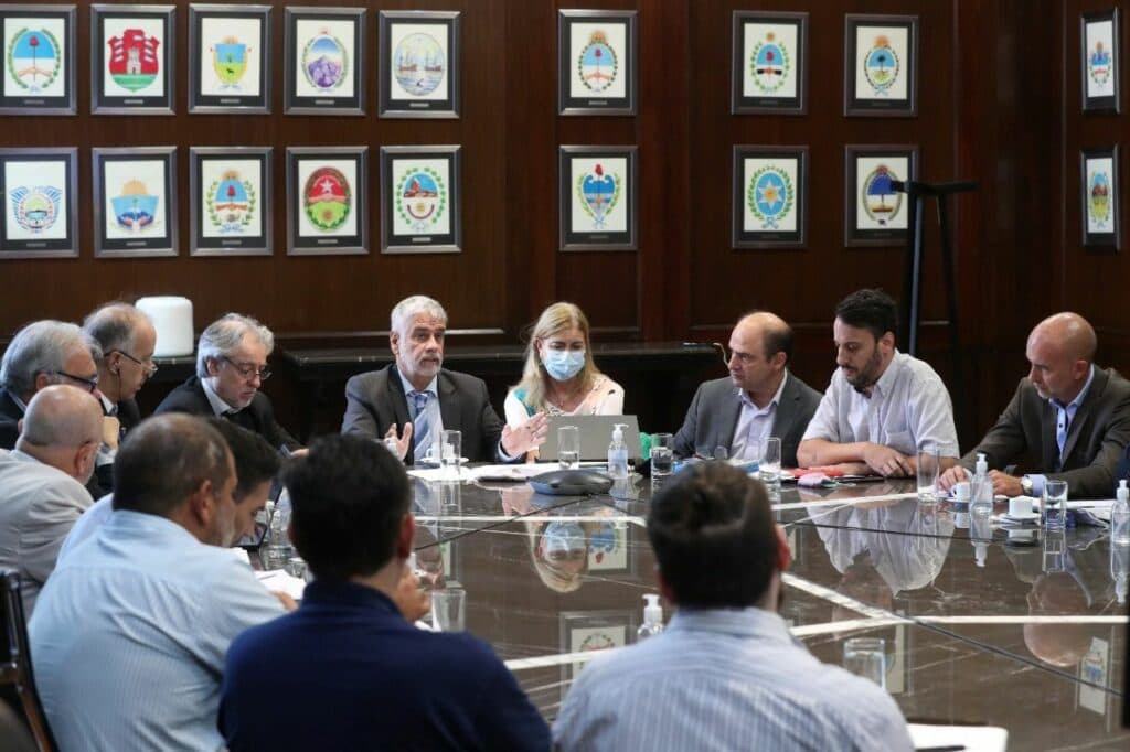 Nación analiza propuesta de poner un impuesto a inmuebles desocupados