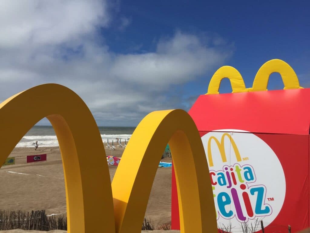 Cómo es el operativo verano de Mc Donald´s para los puntos turísticos