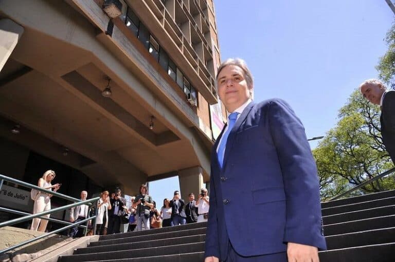 Qué dijo Martín Llaryora al asumir como intendente de Córdoba