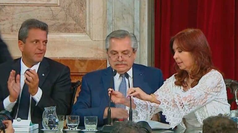 El Presidente ante una inminente derrota política por el FMI