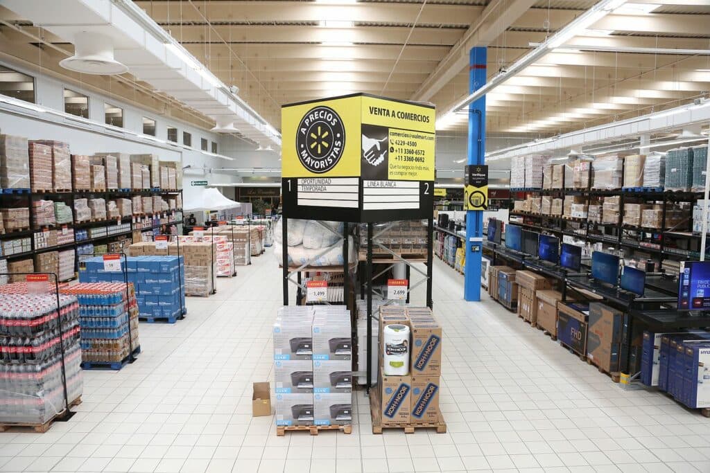 El jueves debuta en Córdoba el formato mayorista de Walmart