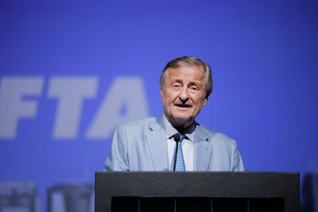 Rattazzi pidió al Gobierno «evitar el default» y eliminar «impuestos distorsivos»