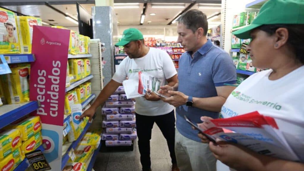 Así es el acuerdo entre gobierno y empresas para retrotraer precios al 10 de marzo