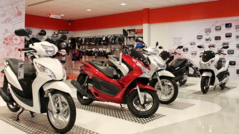 El patentamiento de motos cayó 44,4% en enero