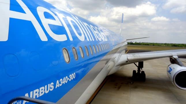 Aerolíneas Argentinas lanza nueva «app» y amplía servicio de «courier» para zafar del «jaque» económico