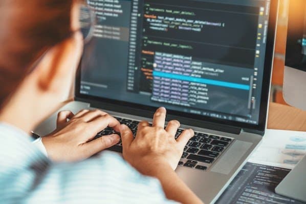 Industria del software: en los último dos años los sueldos aumentaron 154%