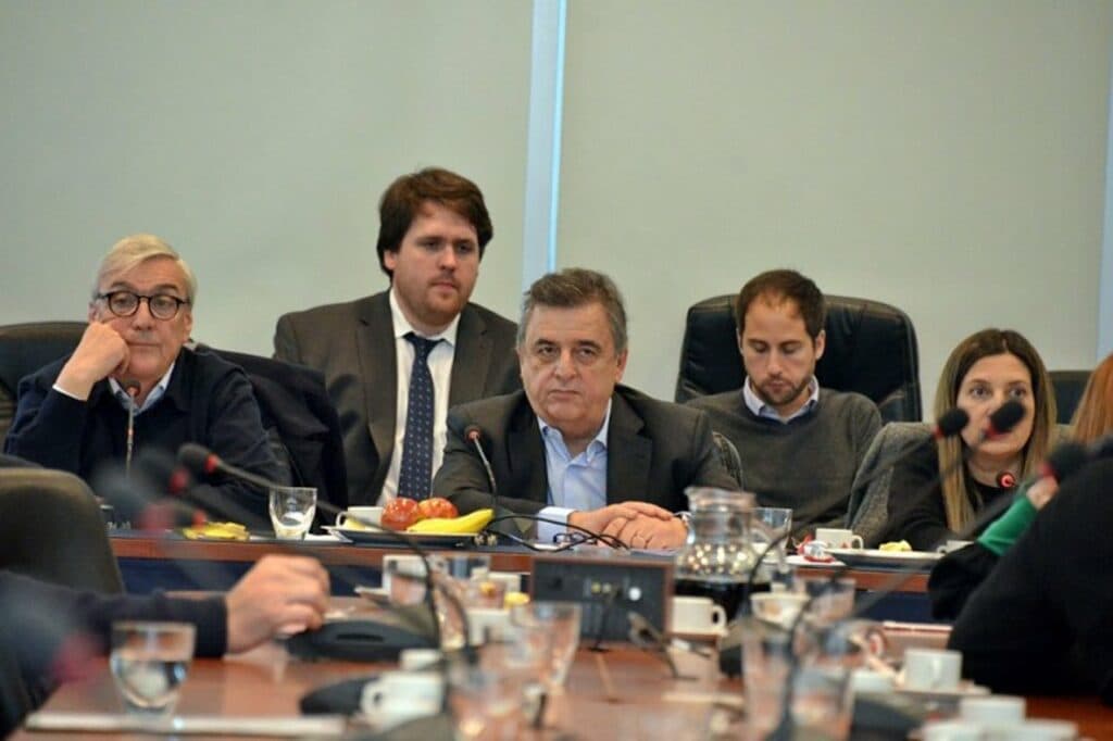 Ley de emergencia: eliminan artículo que otorgaba amplias facultades al Ejecutivo