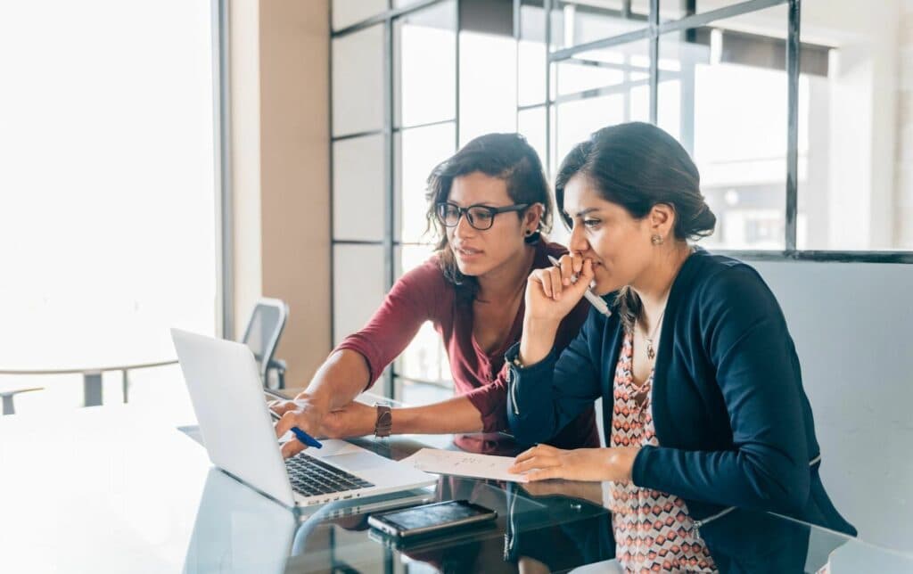Gratuito: lanzan programas de educación financiera para emprendedoras y jóvenes