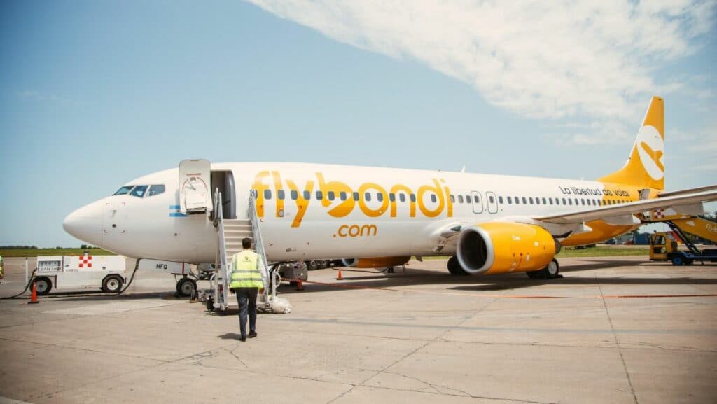 Por demoras en aprobación de pagos al exterior Flybondi deja 2 aviones en tierra