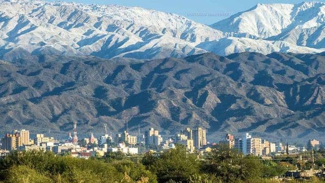 Pymes suben a Catamarca su proyecto de telefonía móvil virtual