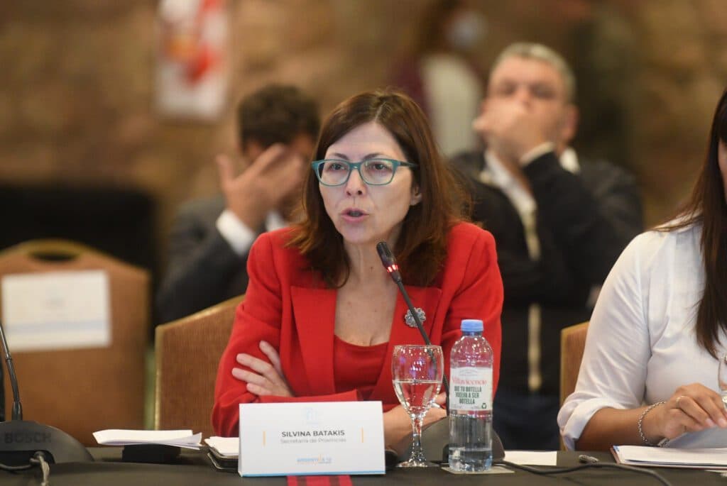 La primera pregunta para Batakis es si sigue vigente el acuerdo con el FMI