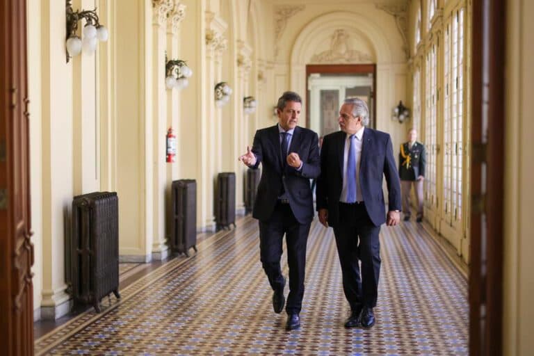 Economía: por qué “los números de Massa no cierran”
