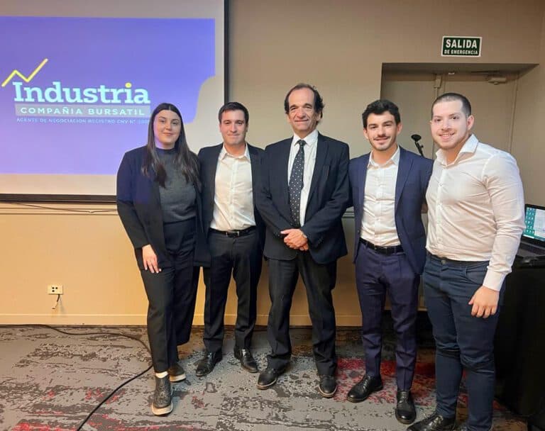 Se presentó en sociedad Industria Compañía Bursátil y mostró opciones de inversión