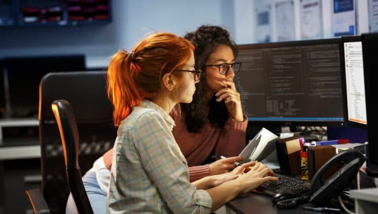 Mercado laboral: estas empresas buscan mujeres para puestos IT