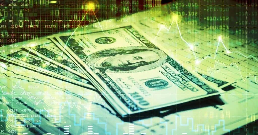 Caída del PBI, alta inflación y dólar en $1.700: los pronósticos para el 2024