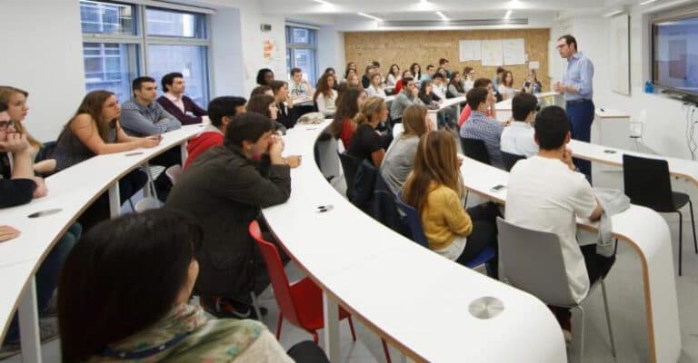 Una escuela de negocios de Córdoba, en el podio de las mejores del país