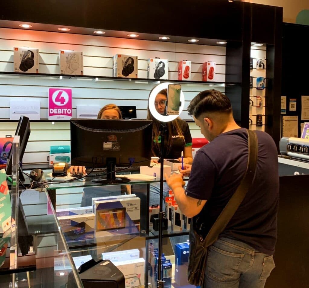 Una startup propone financiar compras navideñas en 4 cuotas sin interés
