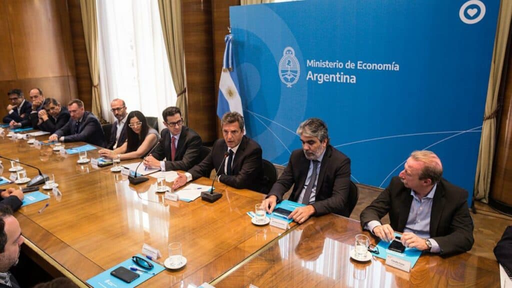 Inflación: el Gobierno abrochó acuerdo de precios con proveedores industriales