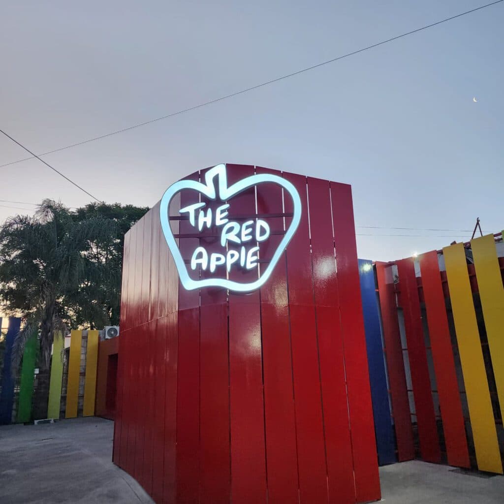 En su 50° aniversario, The Red Apple se relanza y suma nuevos espacios