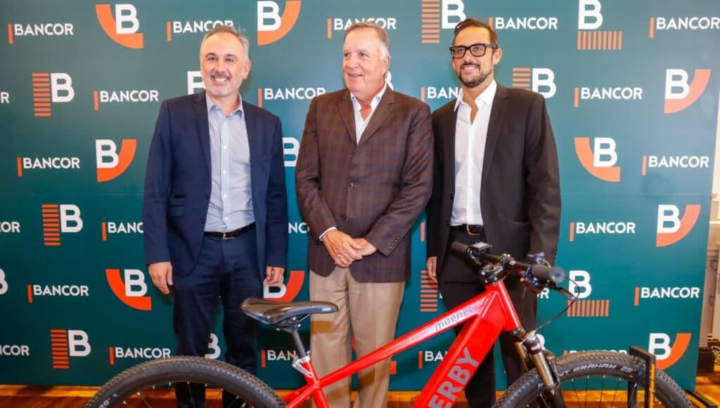 Cómo son los créditos Bancor para comprar bicis y monopatines eléctricos