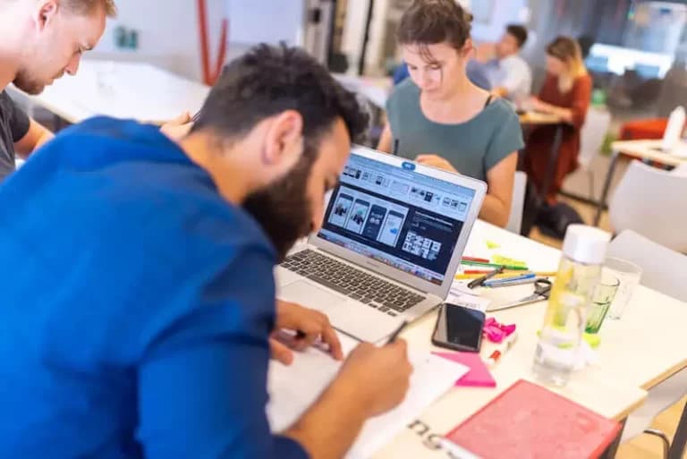 Kamay Code: más de 100 startups se inscribieron para participar