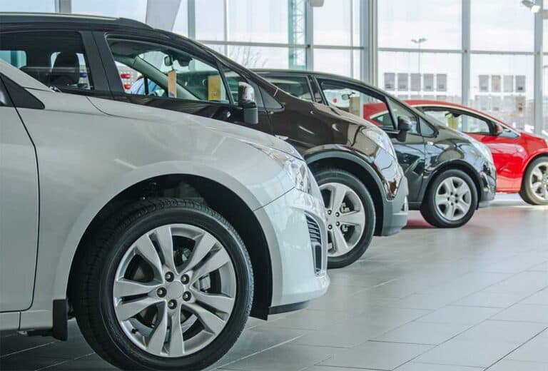 Cuántos sueldos se necesitan para comprar el 0km más barato