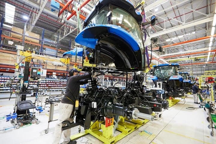 Crece la actividad, pero cae el trabajo registrado: la advertencia de un economista