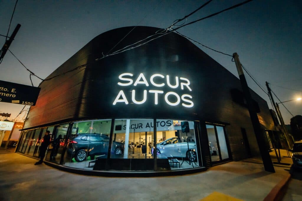 Sacur inaugura nueva sucursal en Ruta 20