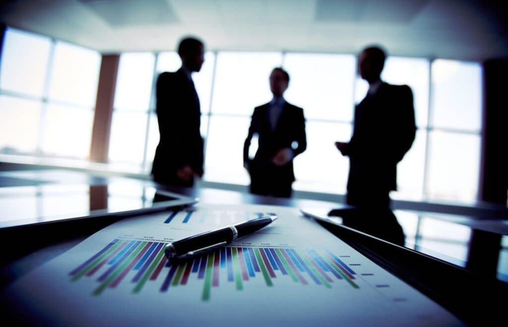 Riesgo laboral en foco: talento escaso, salud en alza y presión tecnológica en Argentina