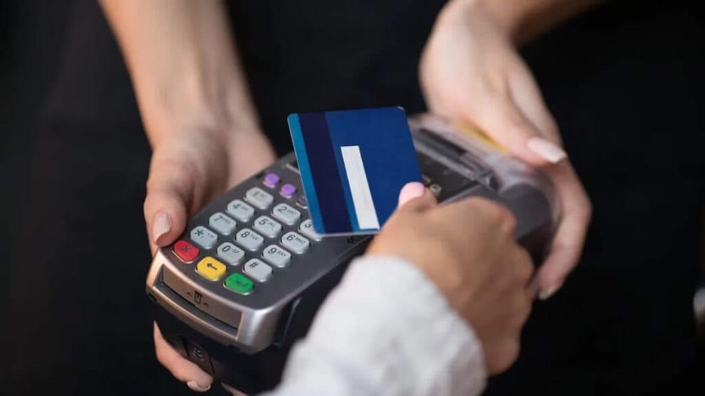 Pese al «plan platita» de Massa el consumo no logra remontar