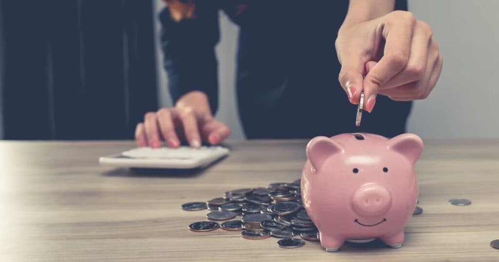 Pesos, dolares o… ¿en qué conviene ahorrar para ganarle a la inflación?