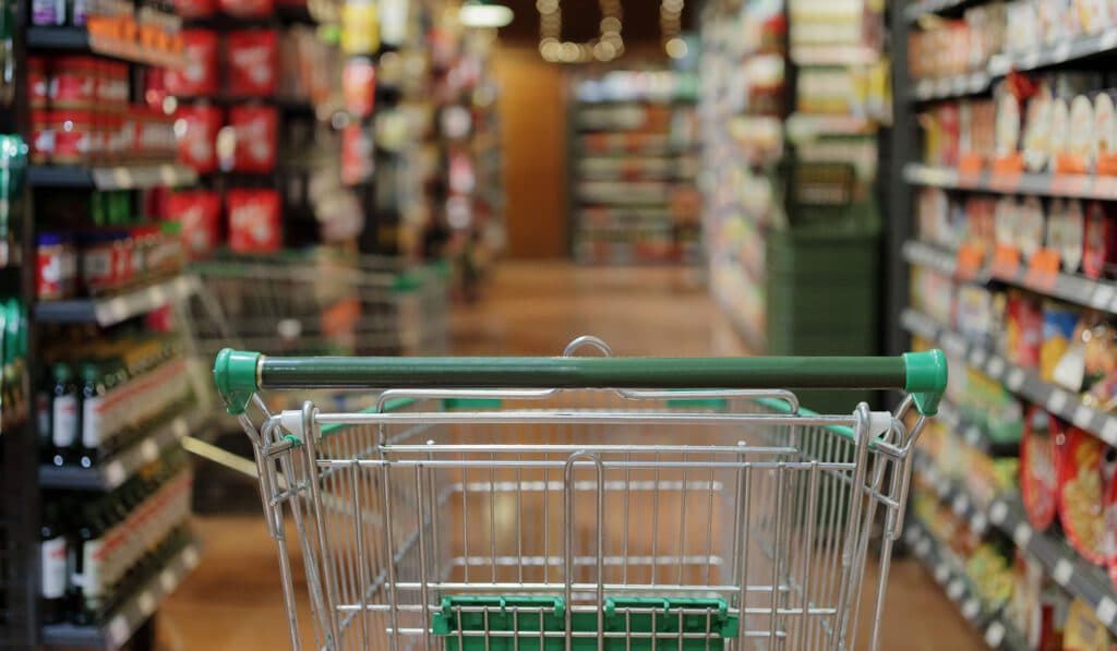 Consumo deprimido y poder adquisitivo en baja: “la clase media es un tobogán directo a la pobreza»