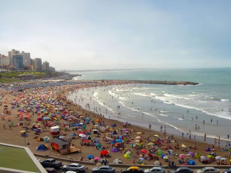 Temporada de verano: estas son las 6 playas más elegidas de Argentina, Chile y Uruguay