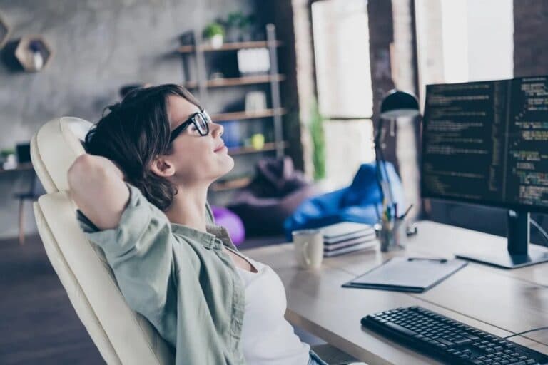 Empleo: ¿cuánto cobra en dólares una persona freelance en Argentina?
