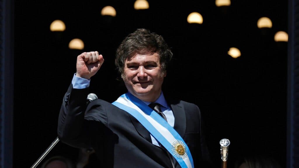 Clima social: mayor apoyo al rumbo oficial, con presión por acelerar las reformas