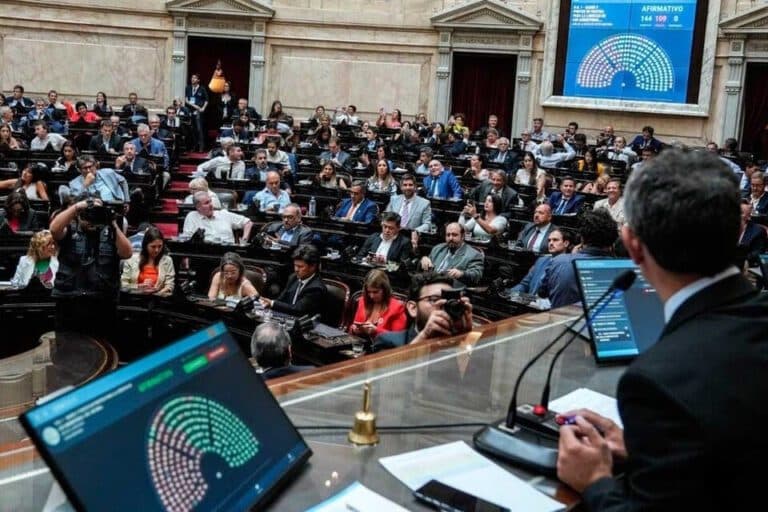 Jubilaciones: cuál es el gasto que representa la fórmula previsional que votó Diputados