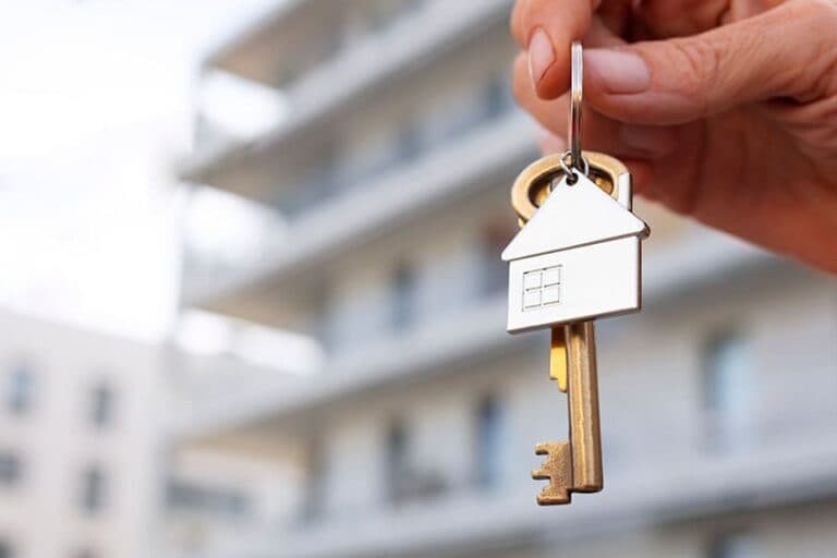 Nido lleno: 4 de cada 10 jóvenes viven con sus padres por la imposibilidad de acceder a un inmueble