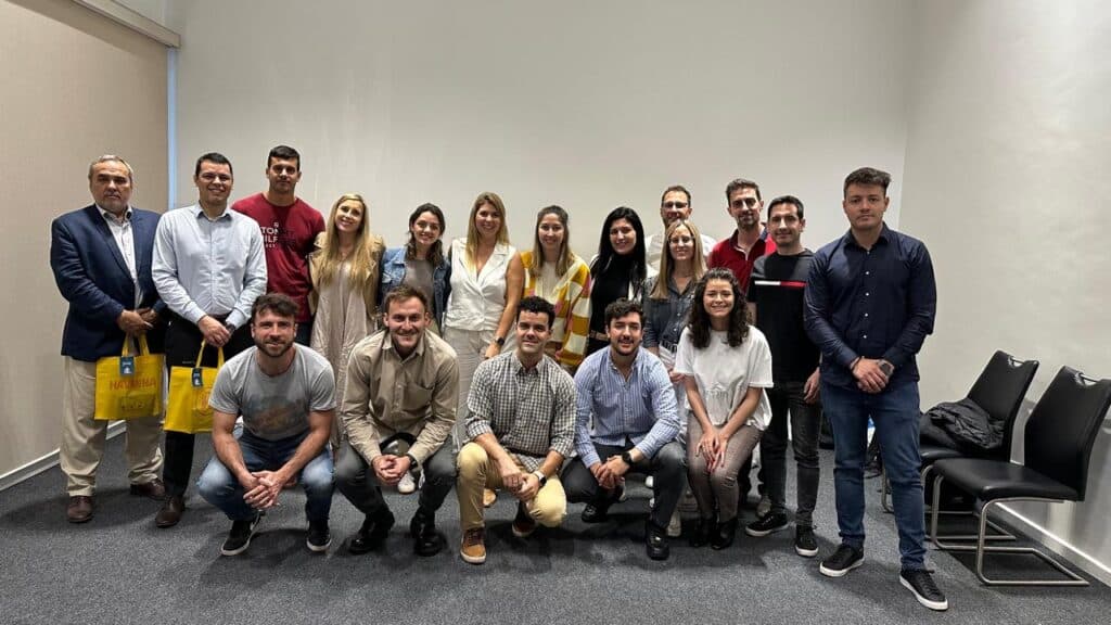 Primera misión comercial de AJE: jóvenes empresarios exploran oportunidades en Paraguay