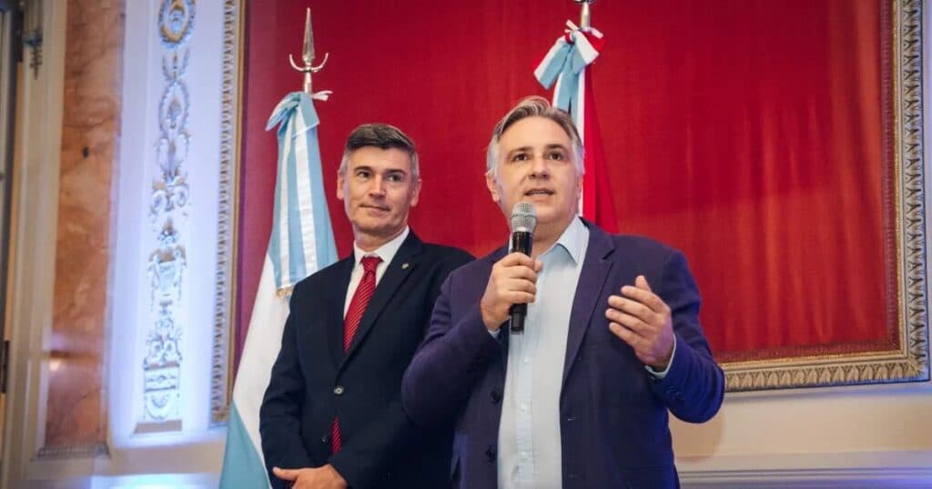 Política a Punto: Llaryora y Passerini, o la historia del policía bueno y del policía malo