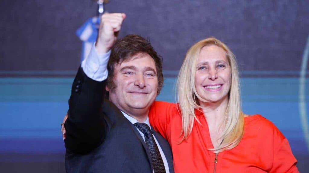 Encuesta: cómo sacude el escándalo cripto y que están opinando los argentinos