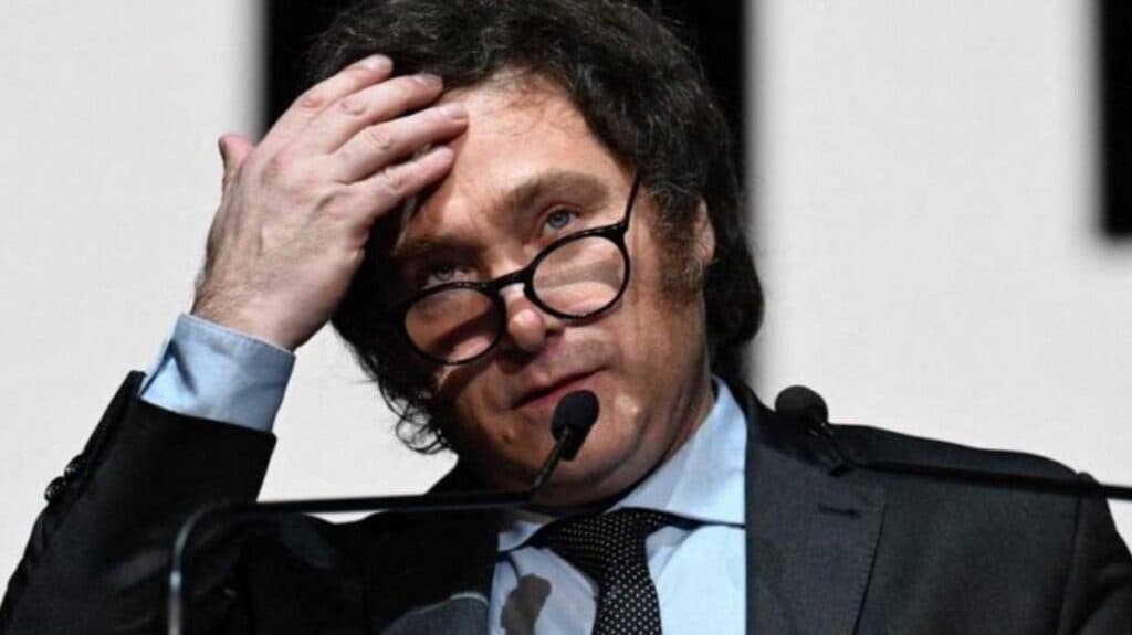 Milei y el escándalo $LIBRA: un golpe a su imagen pero con una base de apoyo firme