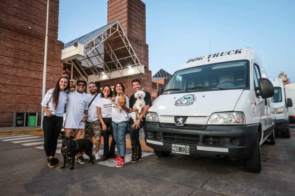 DogTruck lanza modelo de franquicias y apuesta por expandir el grooming canino premium en Córdoba