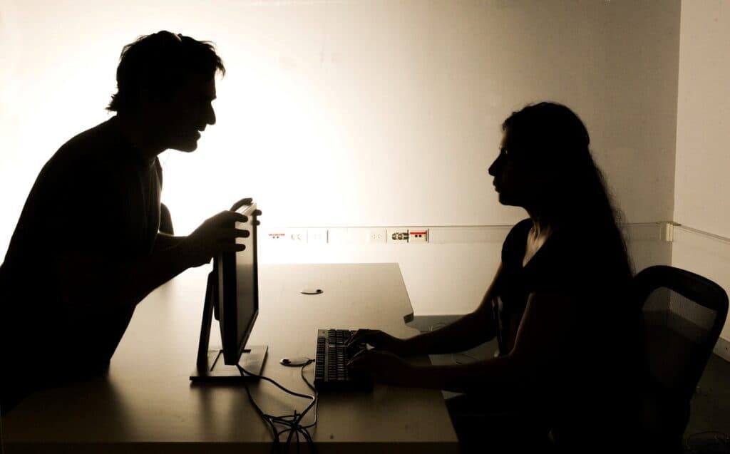 Violencia laboral y anomia: la otra cara de un sistema que se regula por juicio