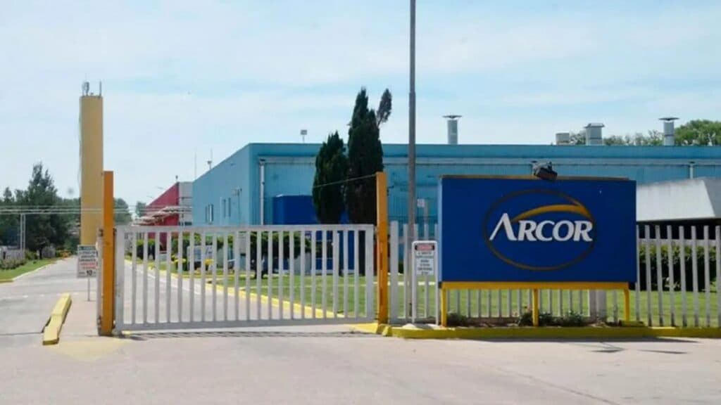 Caída del consumo golpea a Arcor: cómo caen sus ganancias en 2025