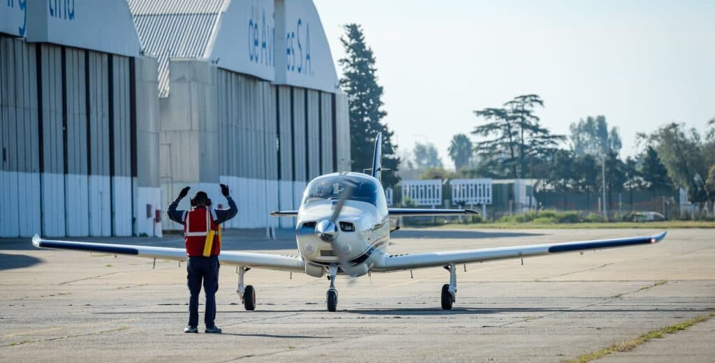 FAdeA presentó aeronave de entrenamiento, pero directivos no hablan de la situación de la empresa
