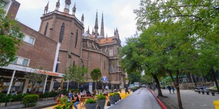 Nueva Córdoba, a pleno: más del 95% de los locales comerciales están en uso